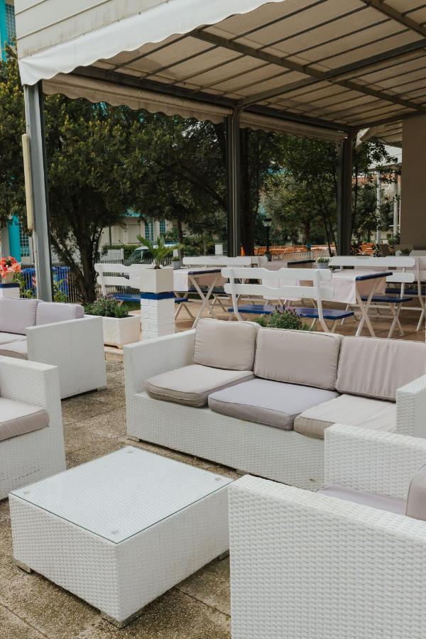 Hotel Villa Franca Lignano Sabbiadoro Exterior foto